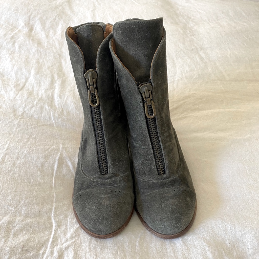 P. Monjo Zip Boot